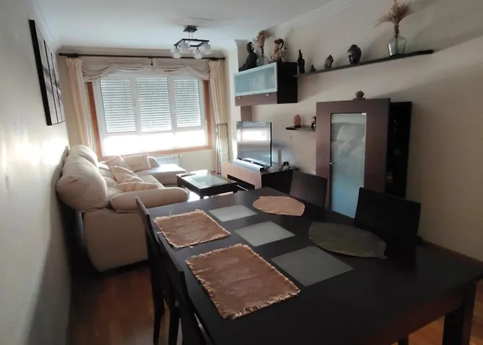 Piso Ferreiros * Poio